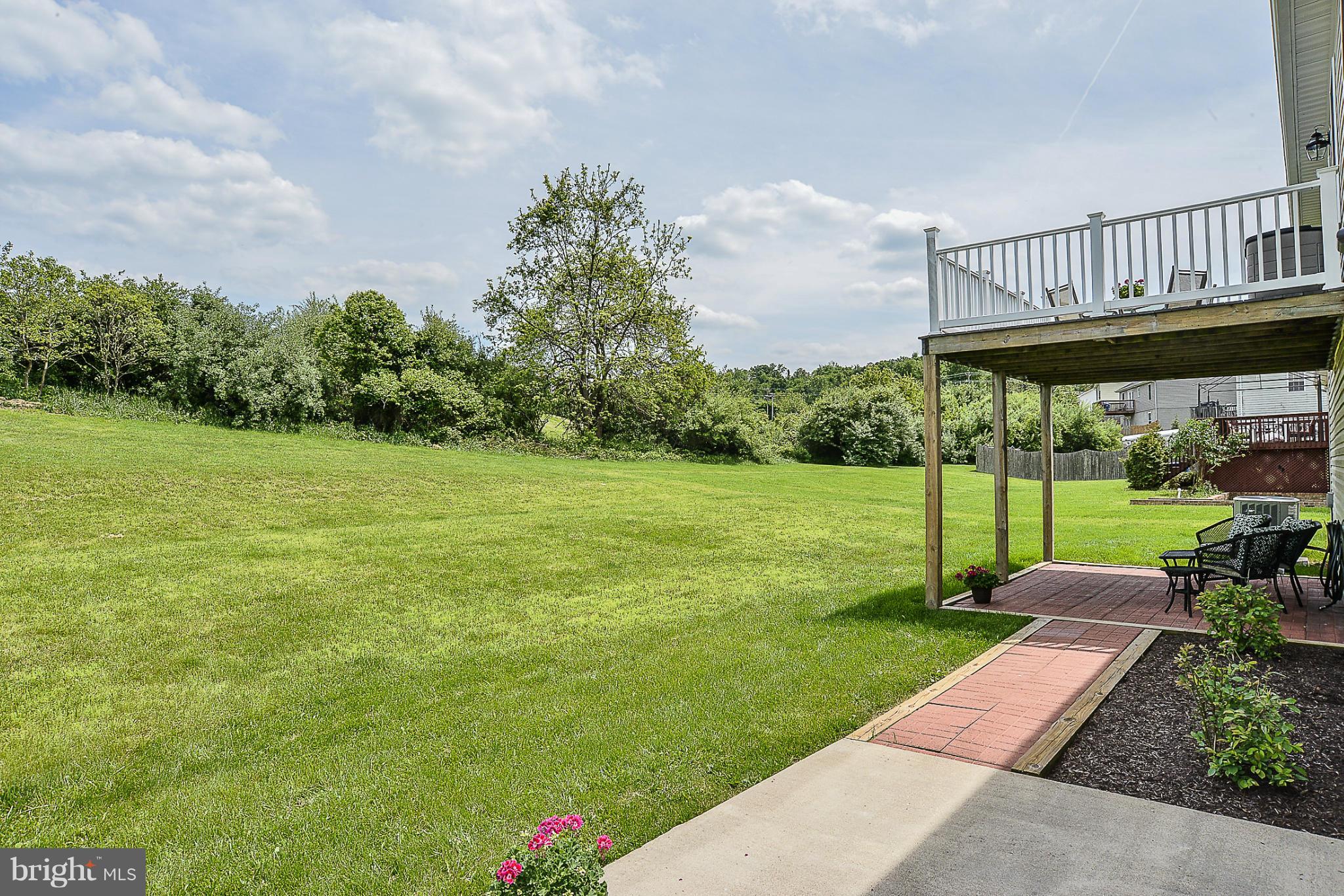 WILLIAMSBURG - Residential