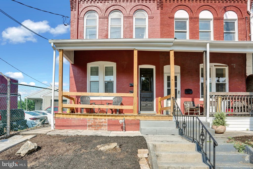 Photo of 616 S PRINCE ST, LANCASTER, PA 17603 (MLS # PALA2036222)