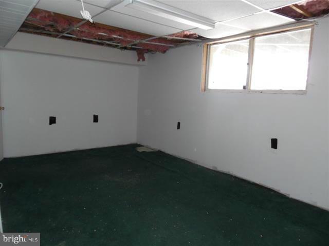 ELIZABETHS LANDING - Residential