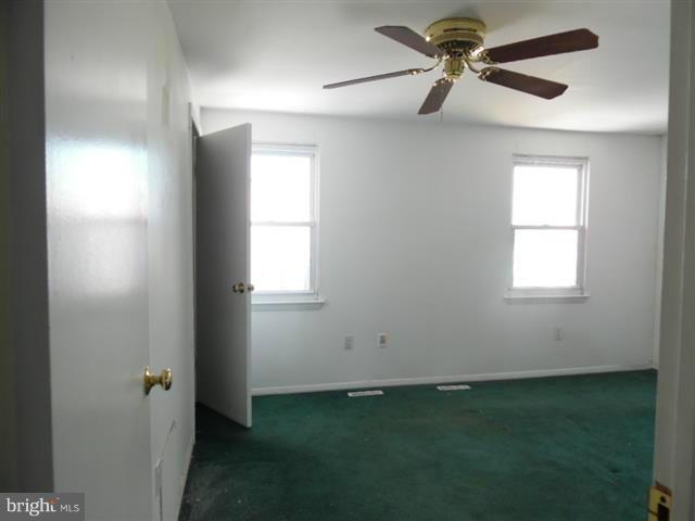 ELIZABETHS LANDING - Residential