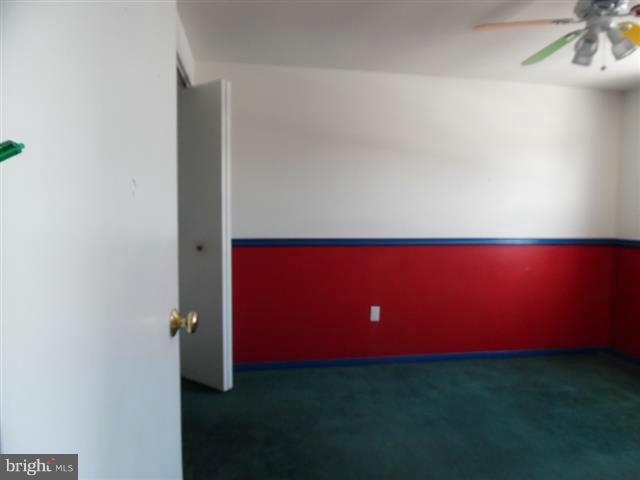 ELIZABETHS LANDING - Residential