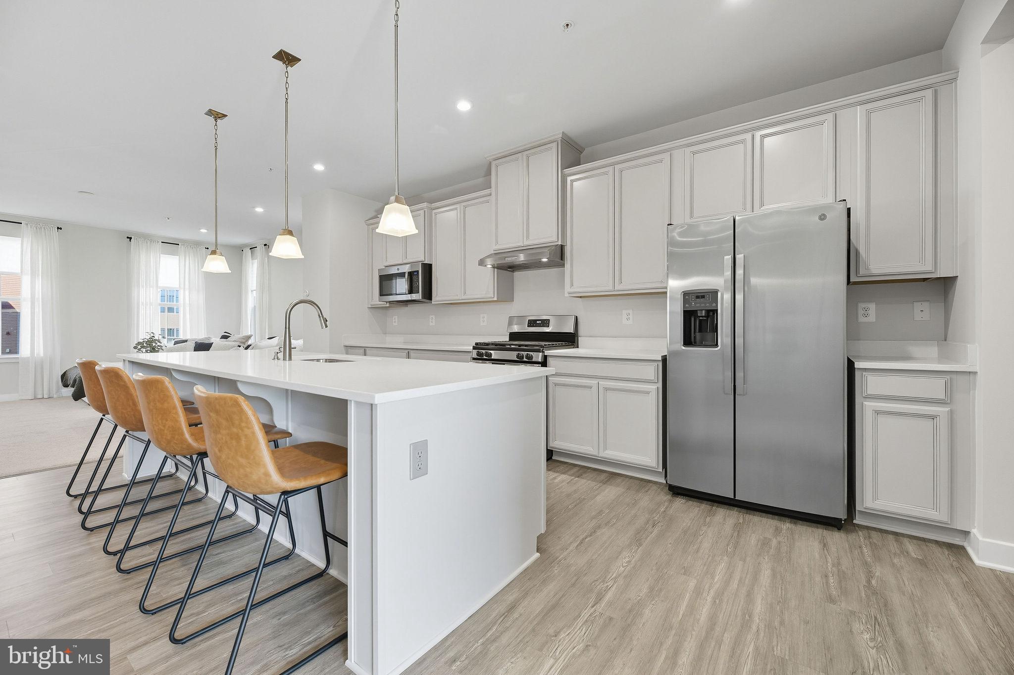 8637 SATINWOOD DRIVE