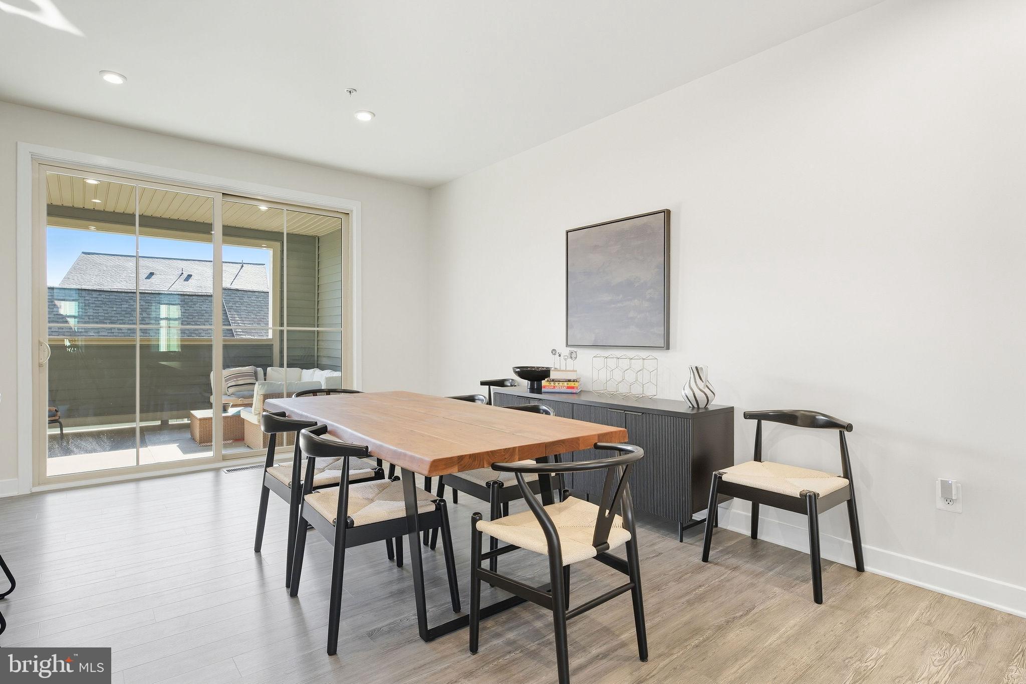 VILLAGES OF URBANA - Residential