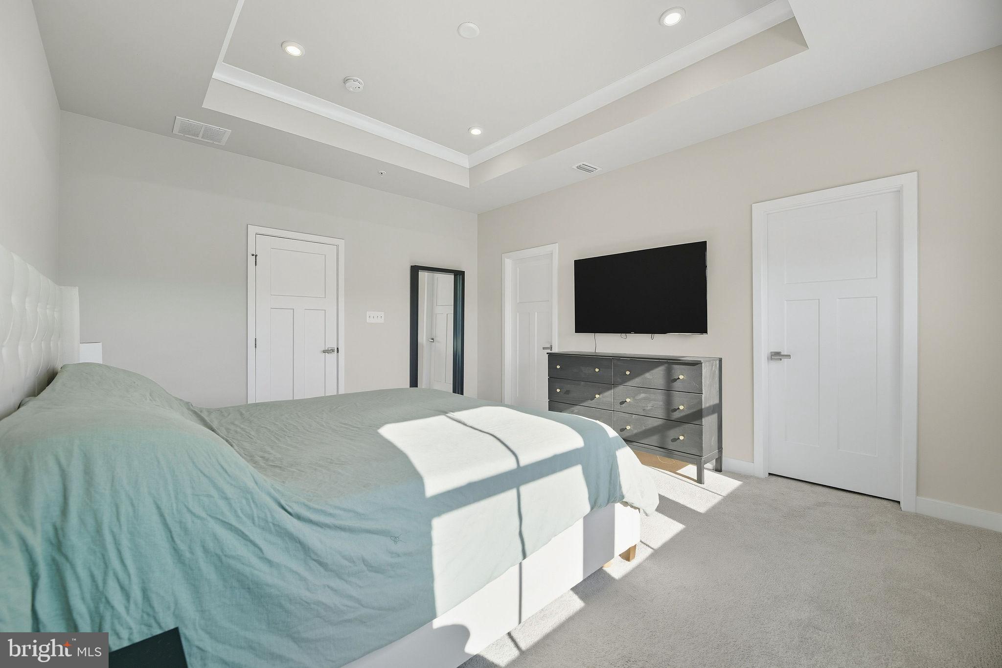 VILLAGES OF URBANA - Residential