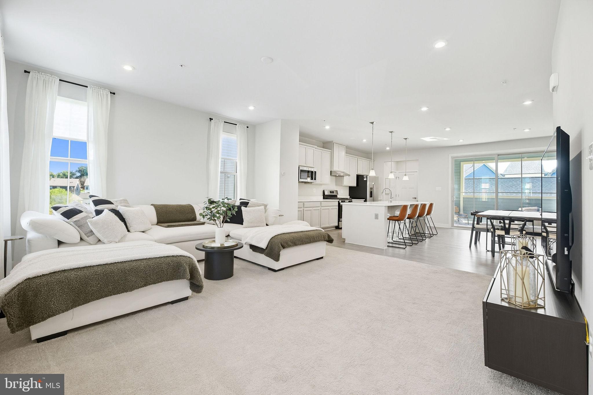 VILLAGES OF URBANA - Residential