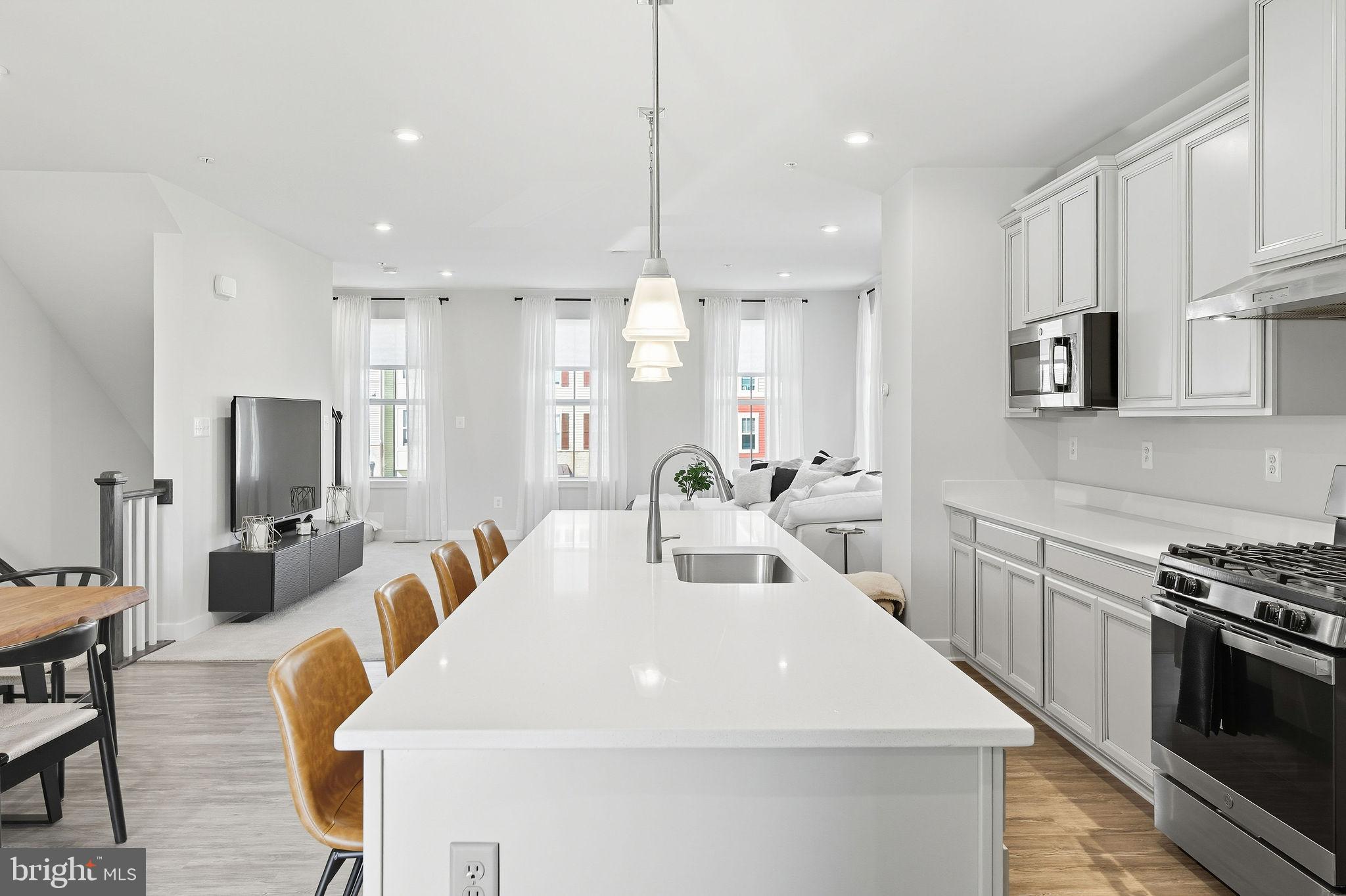 VILLAGES OF URBANA - Residential