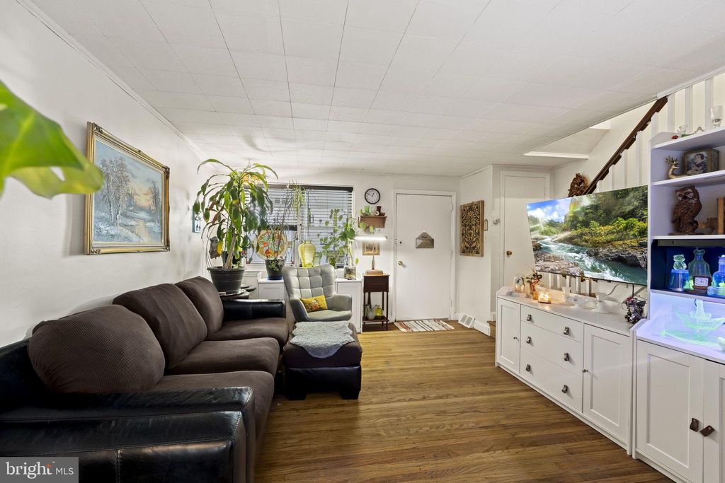 Photo of 6030 Newtown Avenue, PHILADELPHIA, PA 19111 (MLS # PAPH2619606)