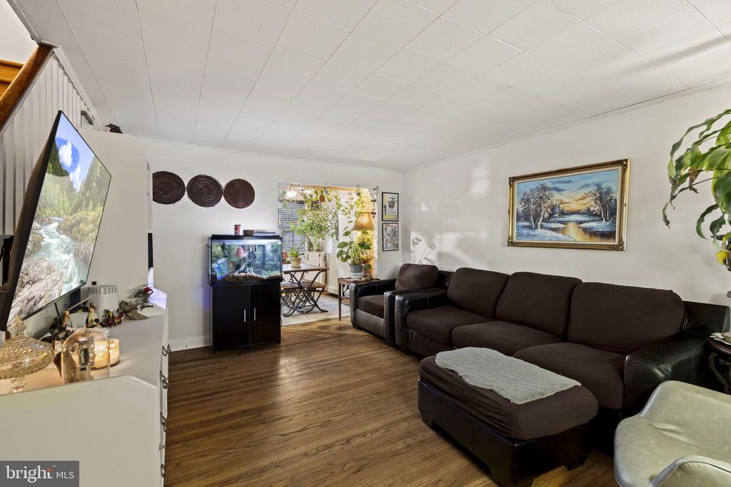 Photo of 6030 Newtown Avenue, PHILADELPHIA, PA 19111 (MLS # PAPH2619606)