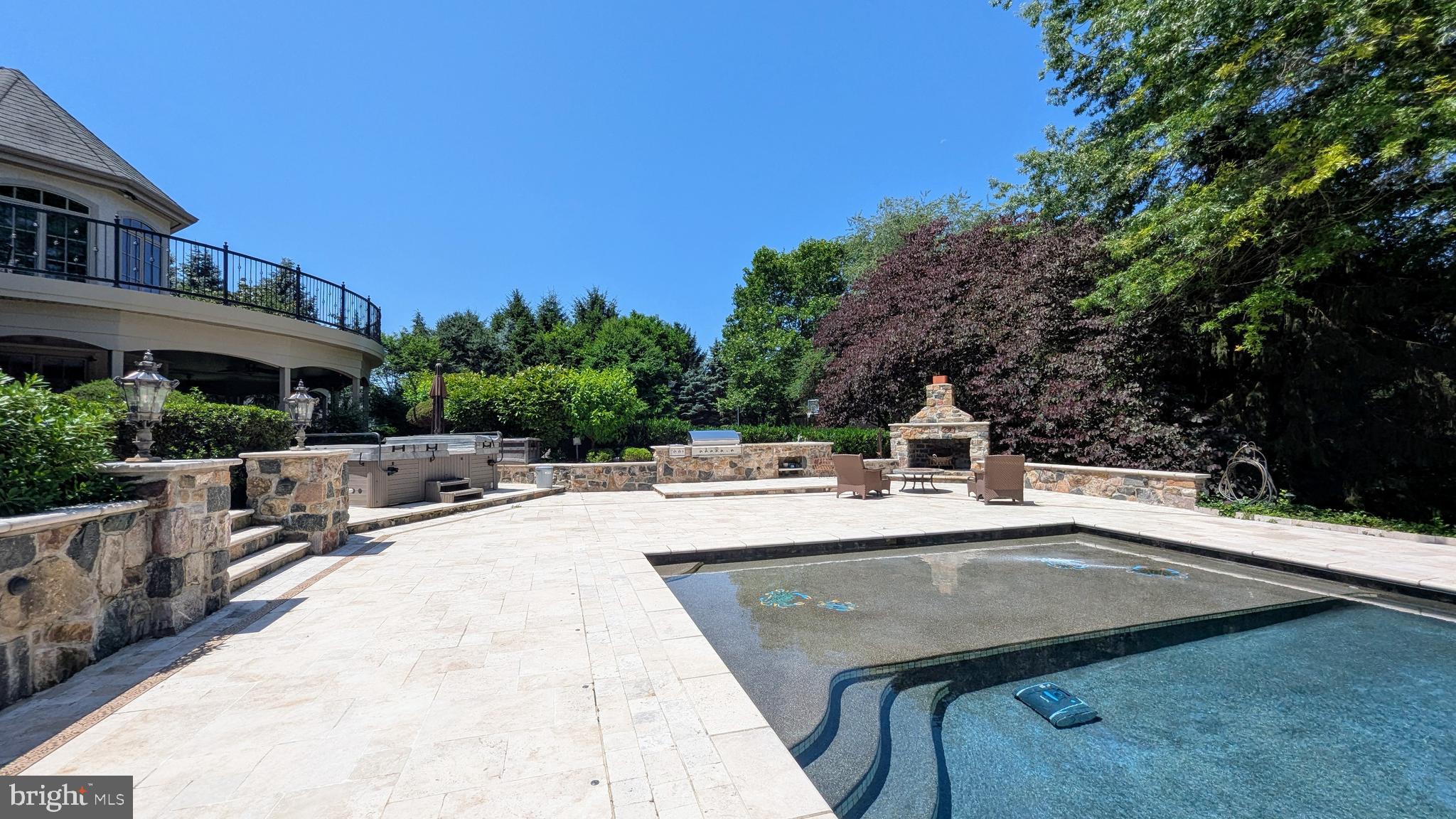 CENTREVILLE RESERV - Residential