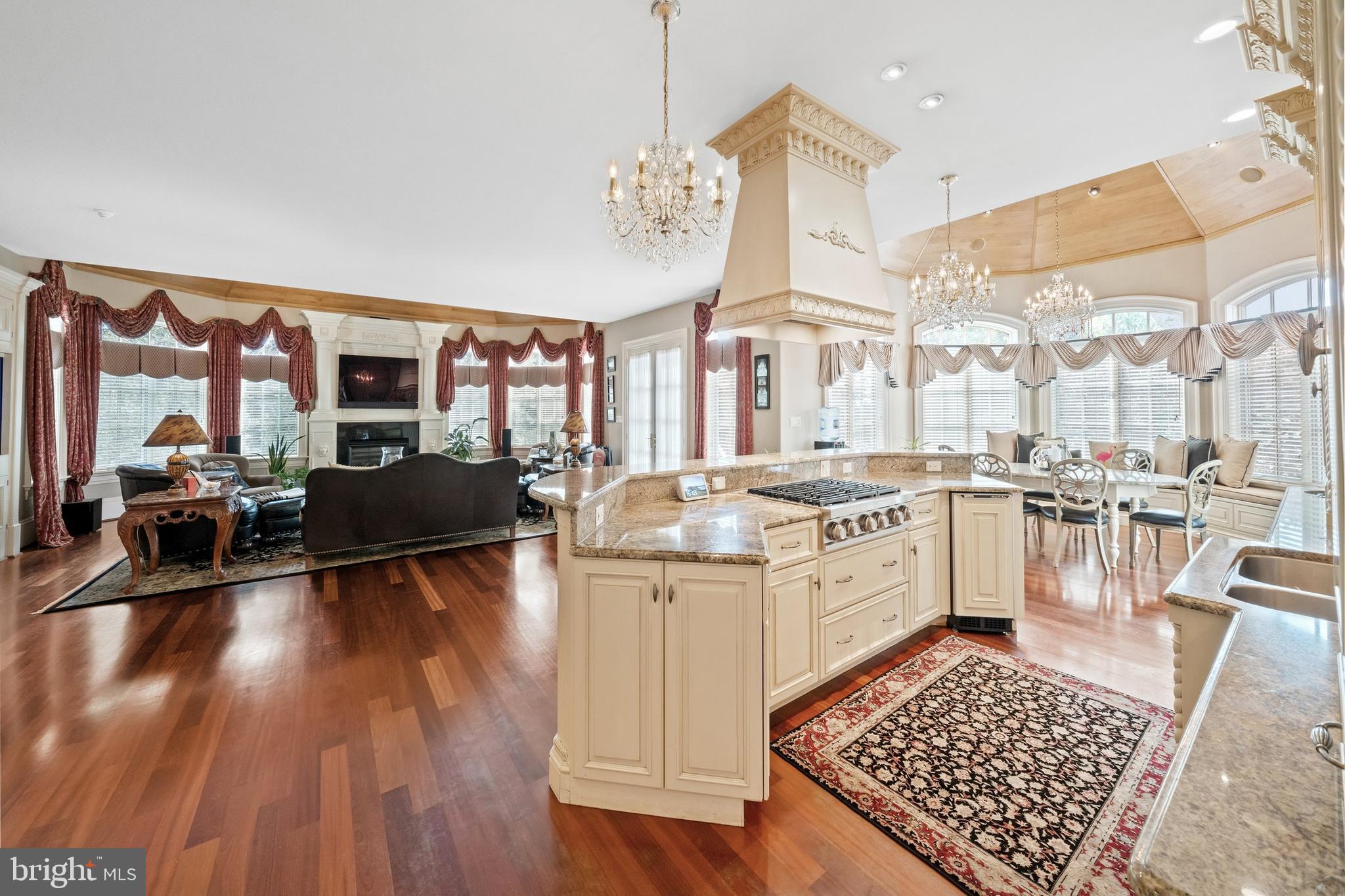 CENTREVILLE RESERV - Residential