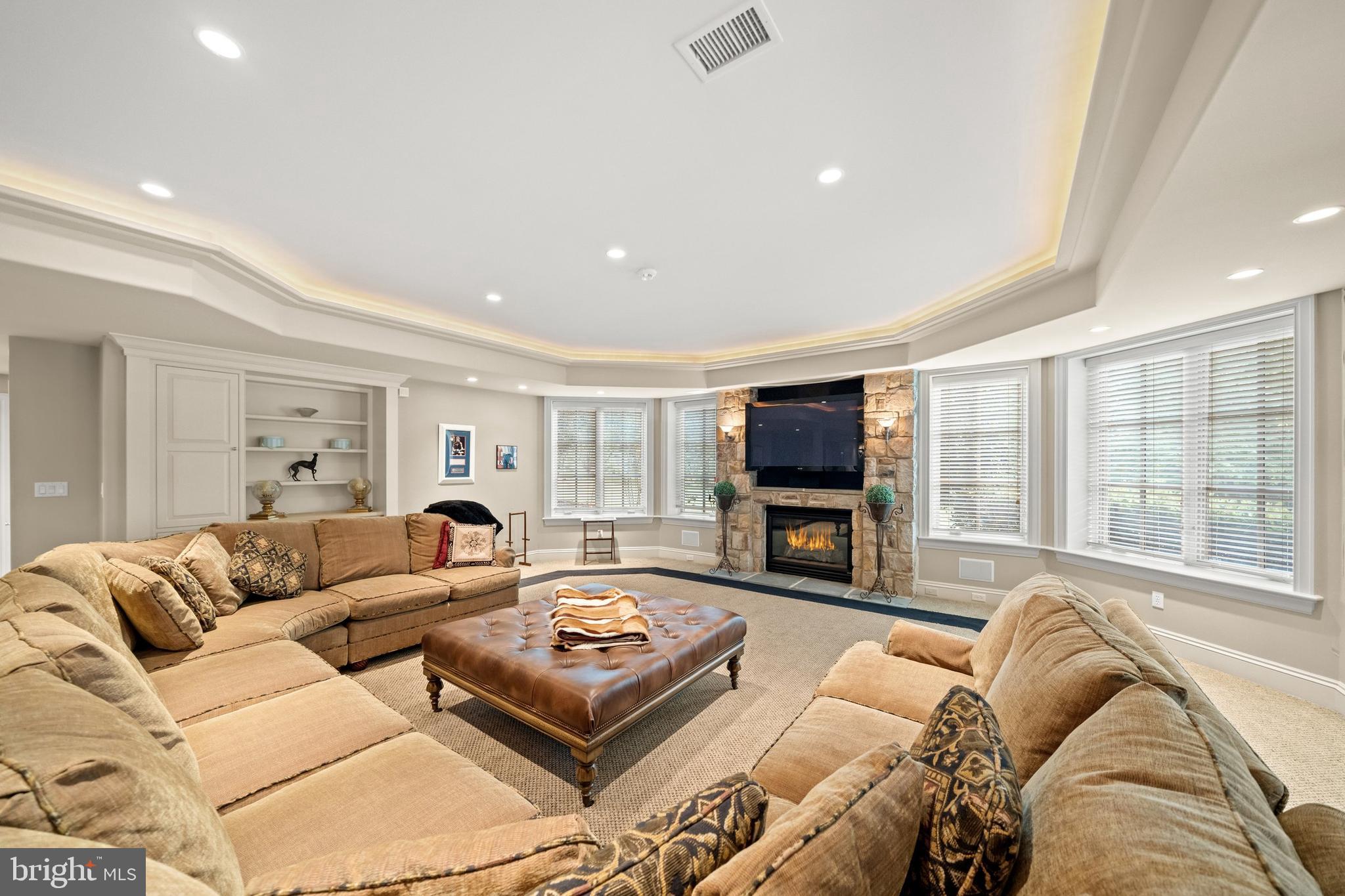 CENTREVILLE RESERV - Residential