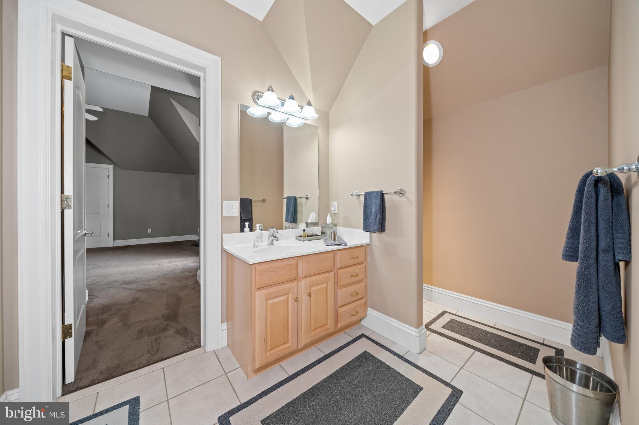 CENTREVILLE RESERV - Residential