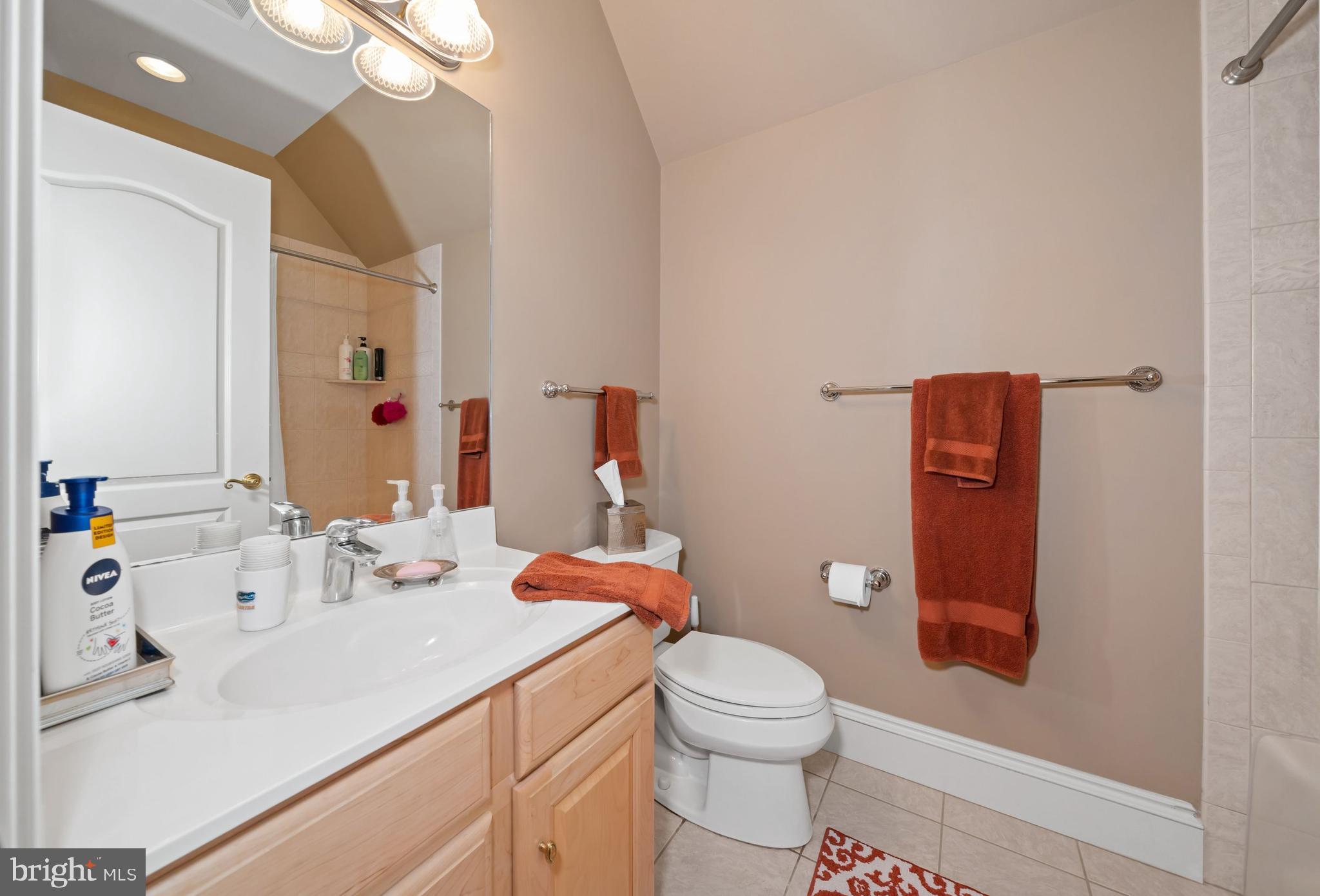 CENTREVILLE RESERV - Residential