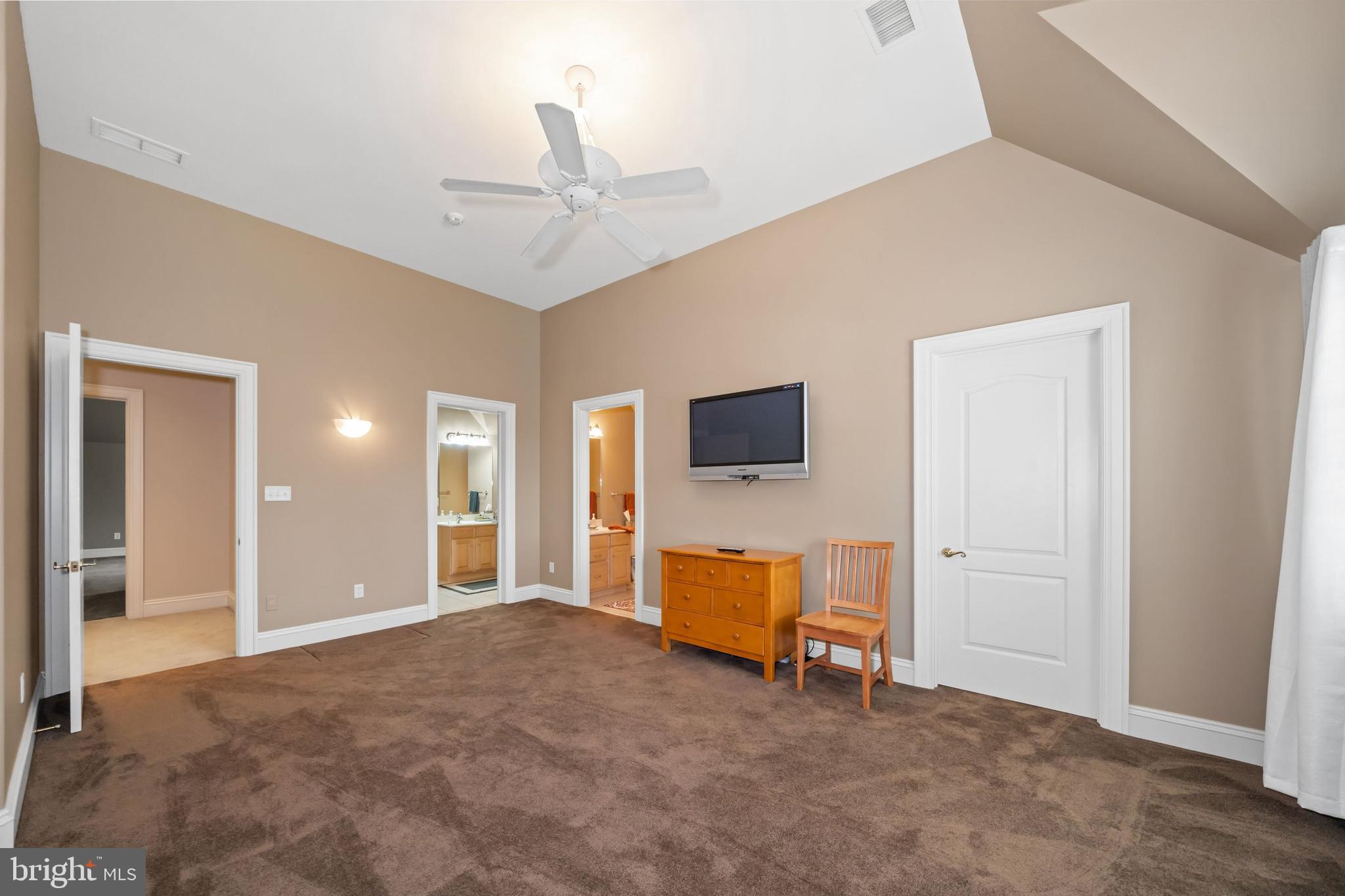 CENTREVILLE RESERV - Residential