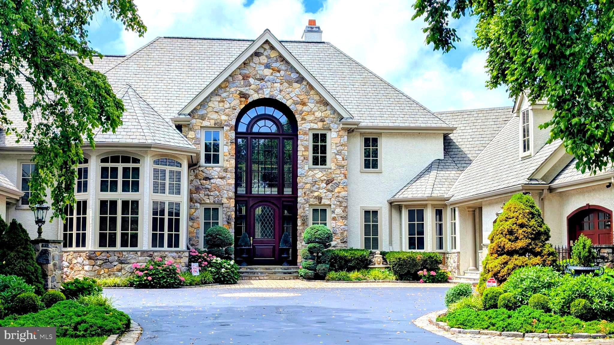 115 CENTRENEST LANE