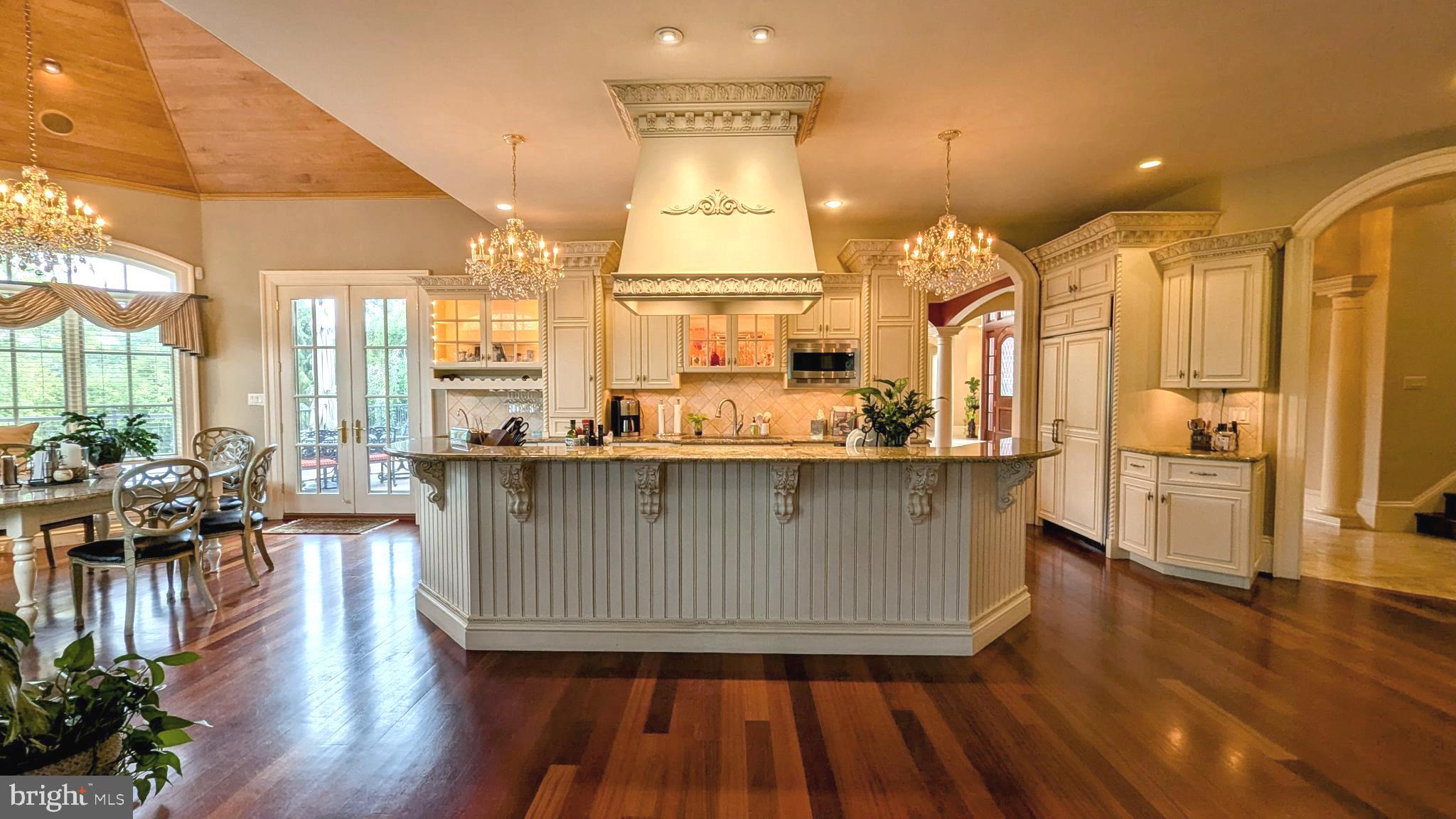 CENTREVILLE RESERV - Residential