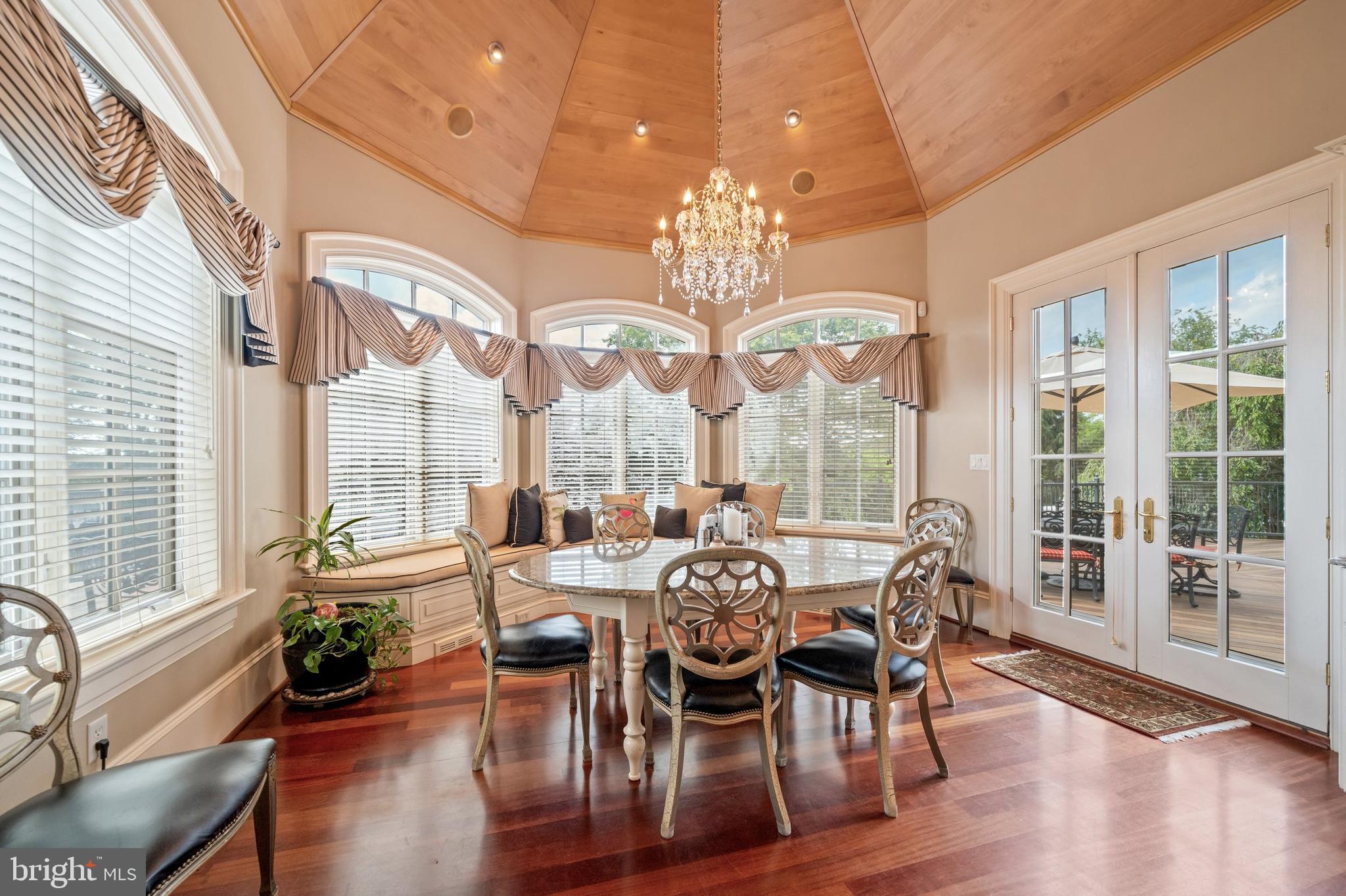 CENTREVILLE RESERV - Residential