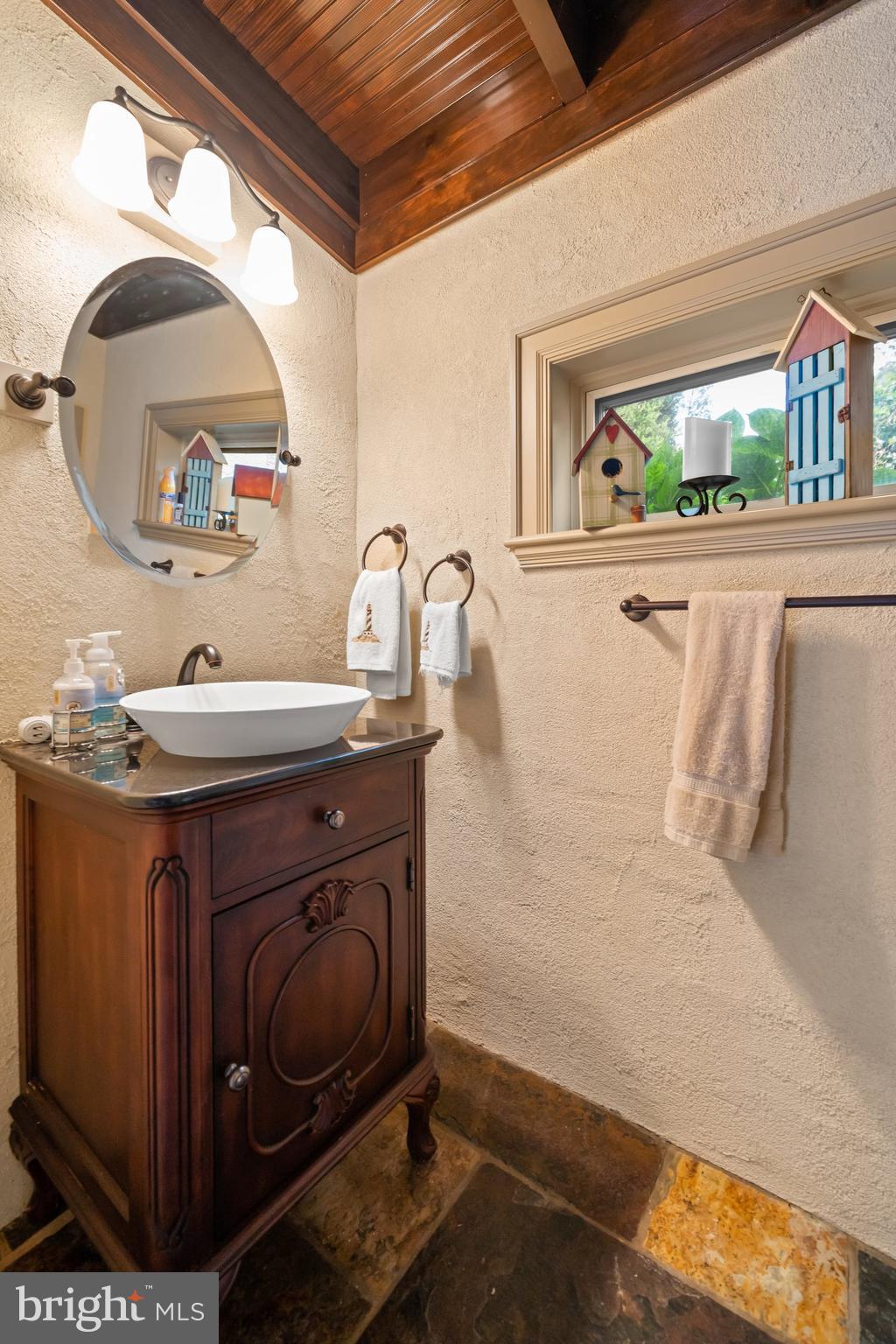 CENTREVILLE RESERV - Residential