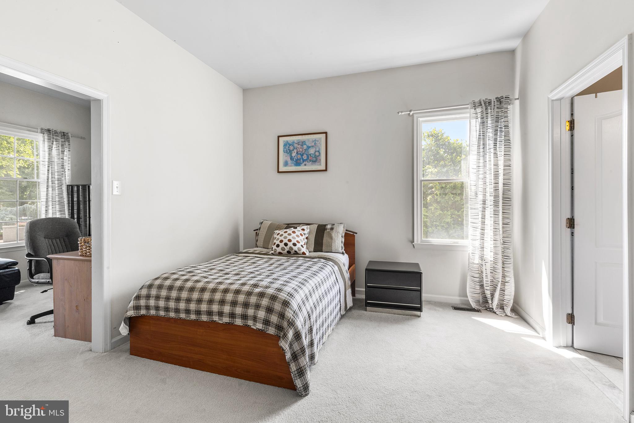 STONEY FORD ESTATE - Residential