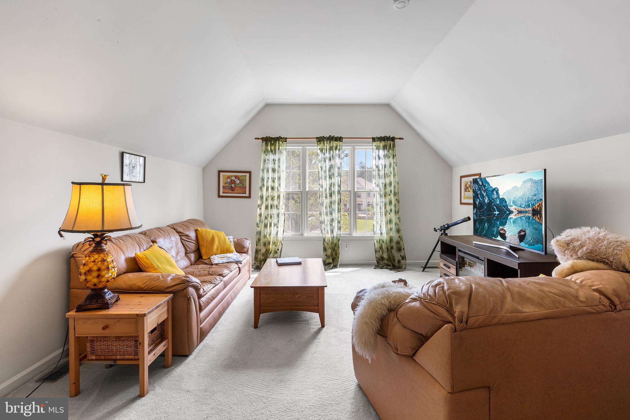 STONEY FORD ESTATE - Residential