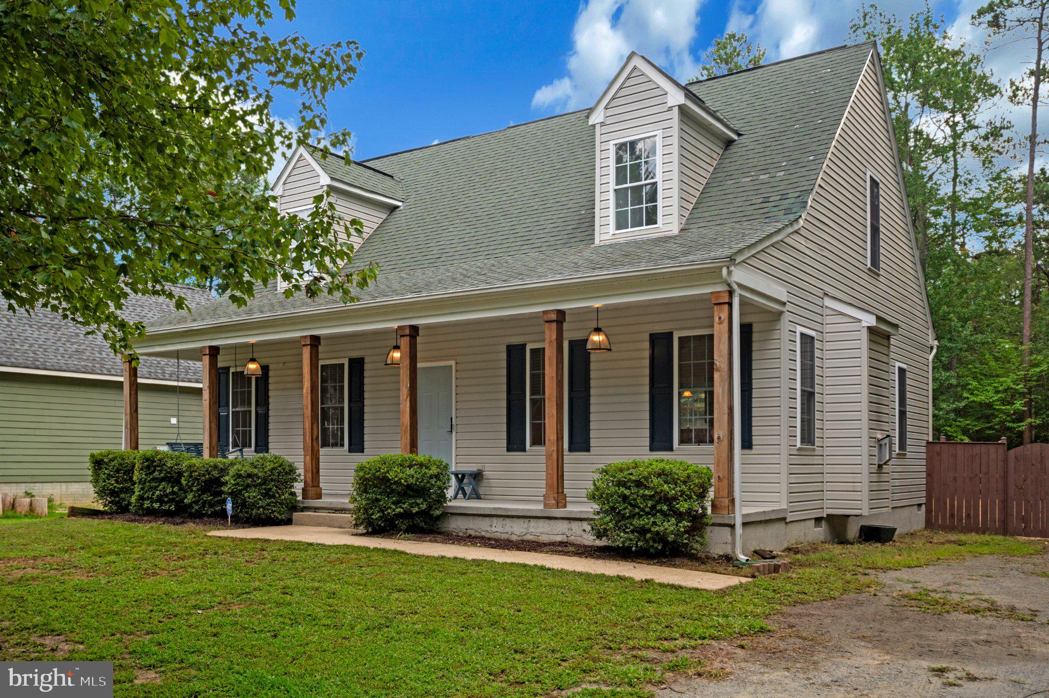 10 BETSY ROSS COVE
