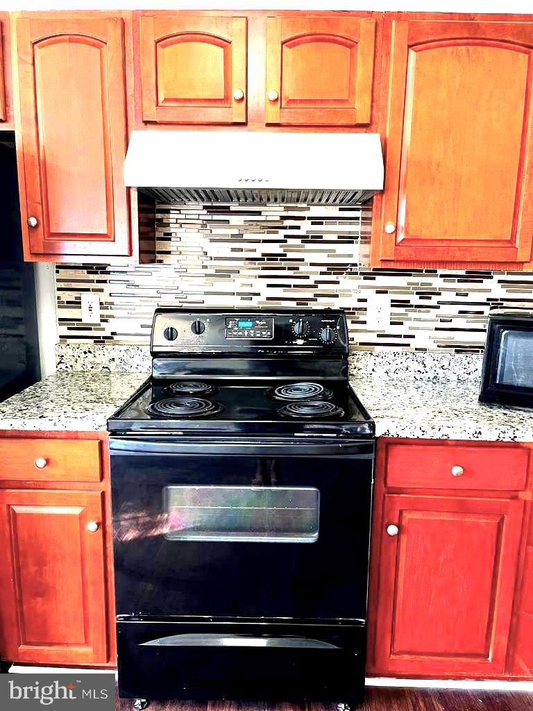 HOWARDS RIDGE - Residential Lease