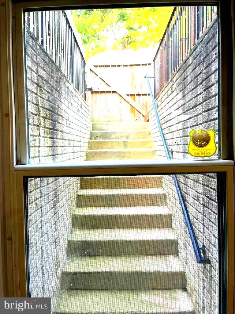 HOWARDS RIDGE - Residential Lease