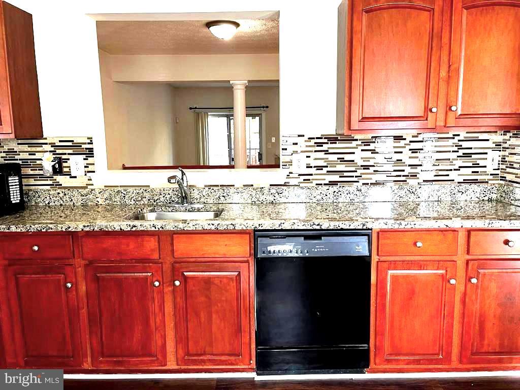 HOWARDS RIDGE - Residential Lease