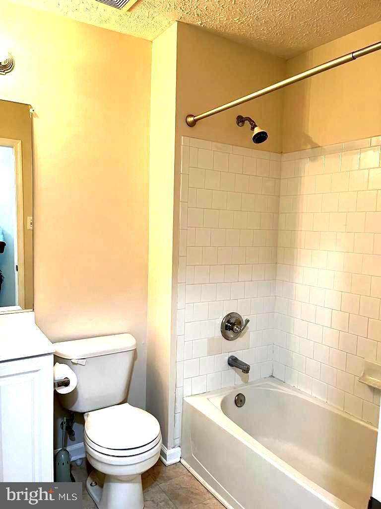 HOWARDS RIDGE - Residential Lease