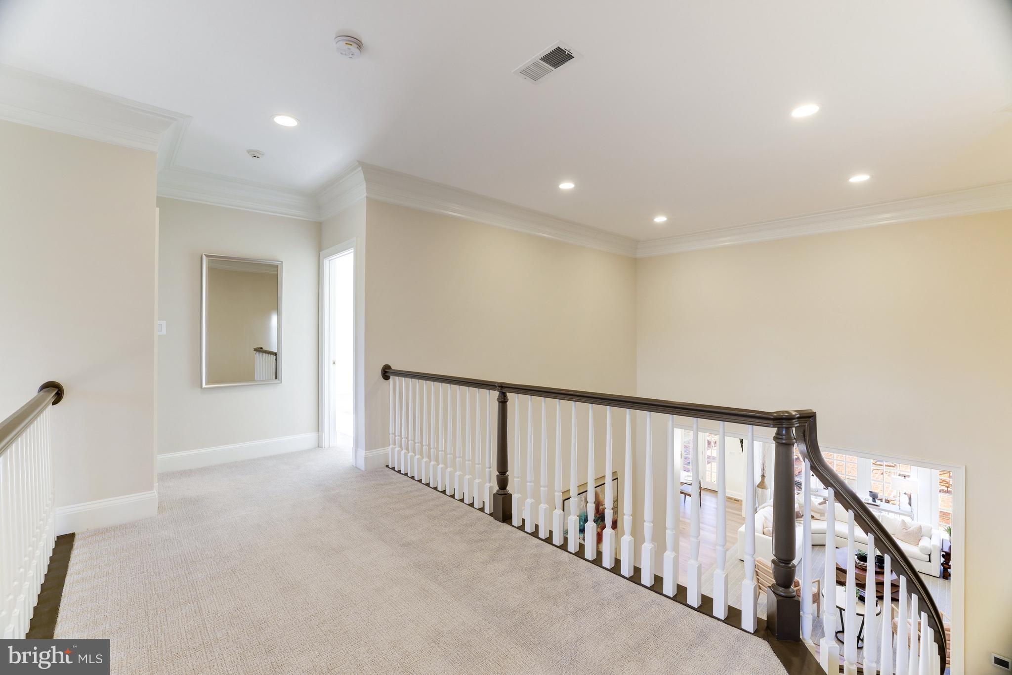 MAPLEWOOD - Residential