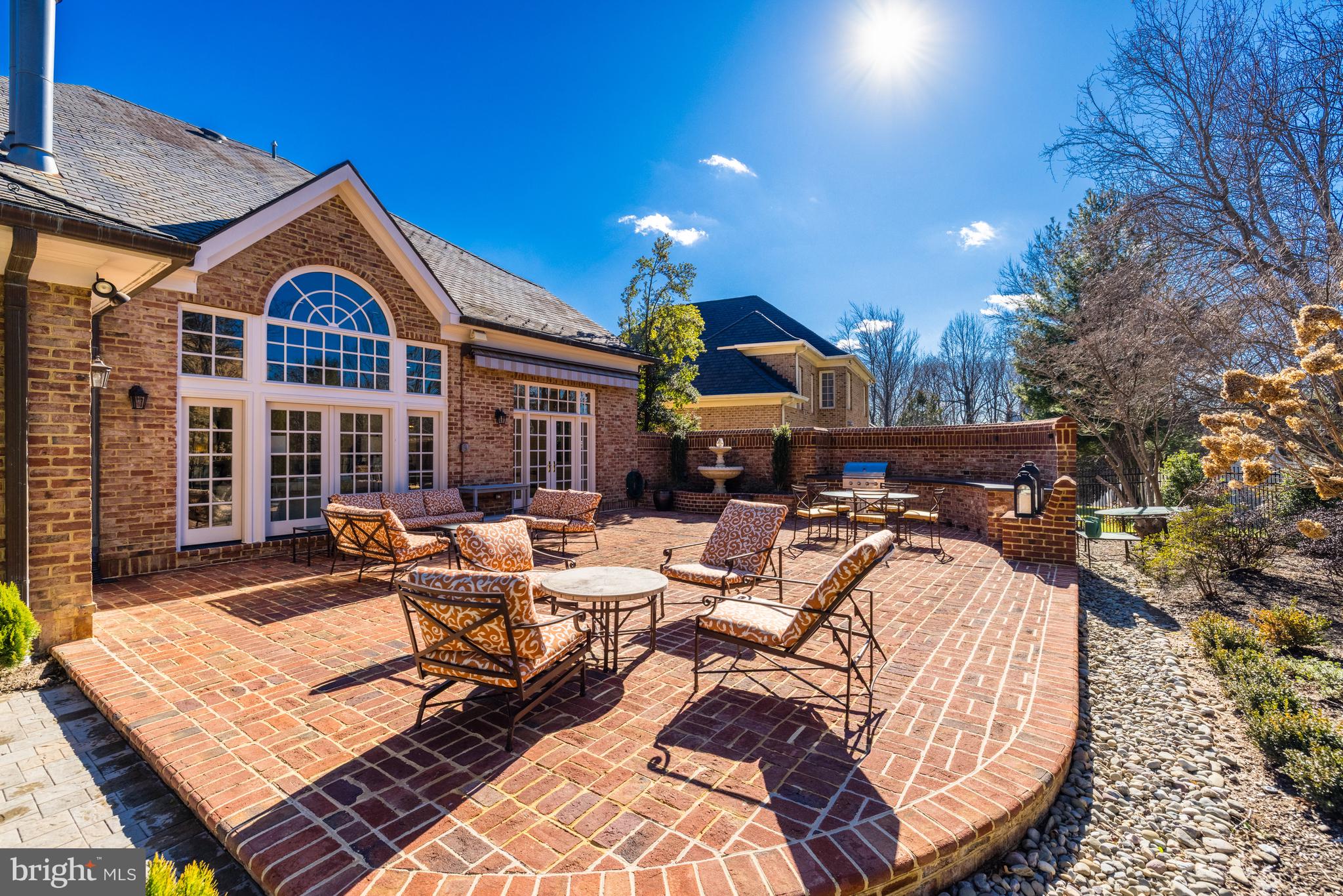 MAPLEWOOD - Residential