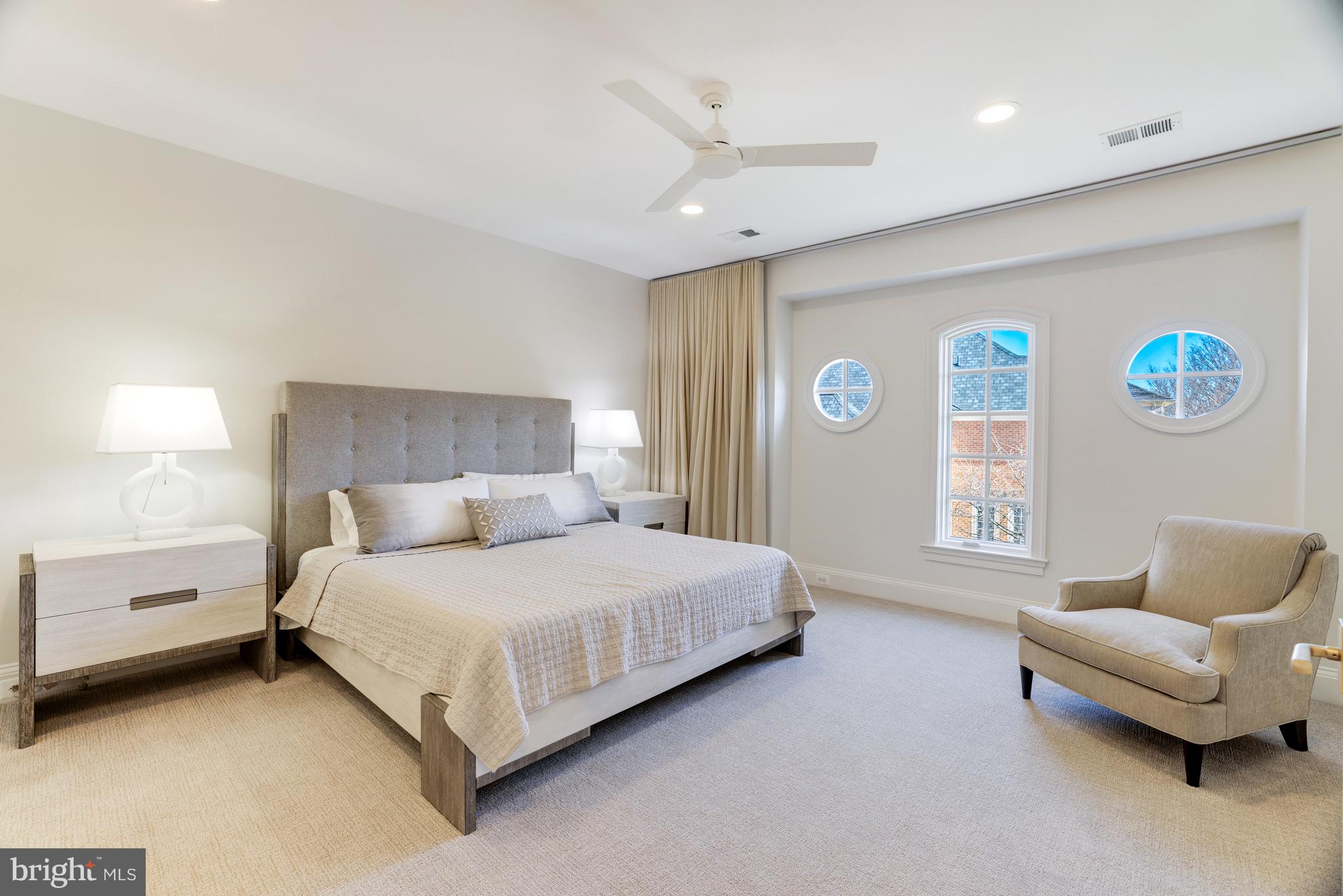 MAPLEWOOD - Residential