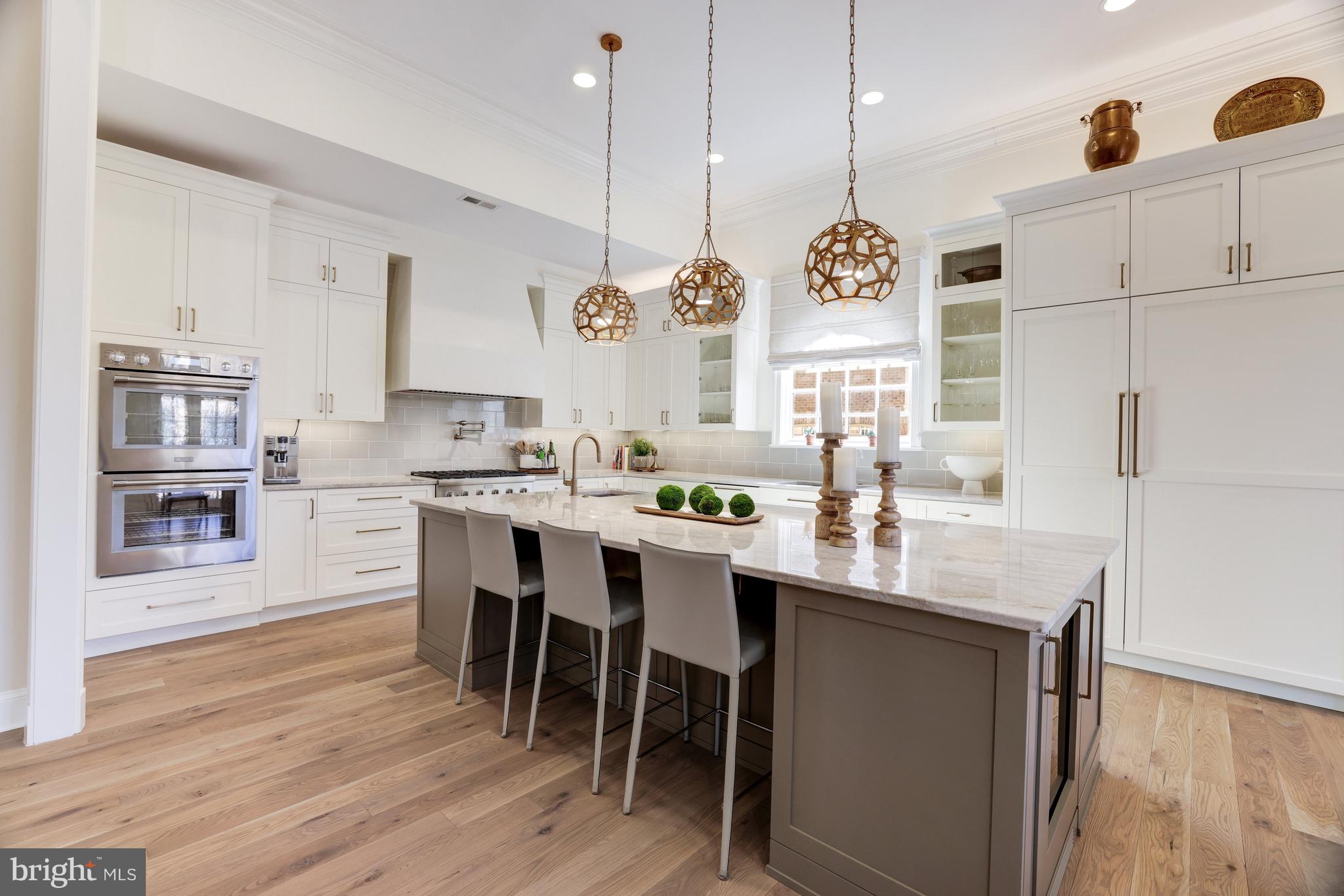 MAPLEWOOD - Residential