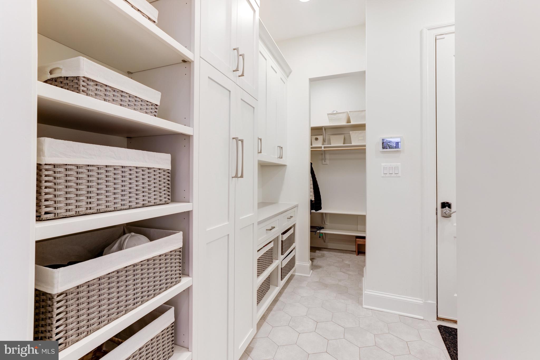 MAPLEWOOD - Residential