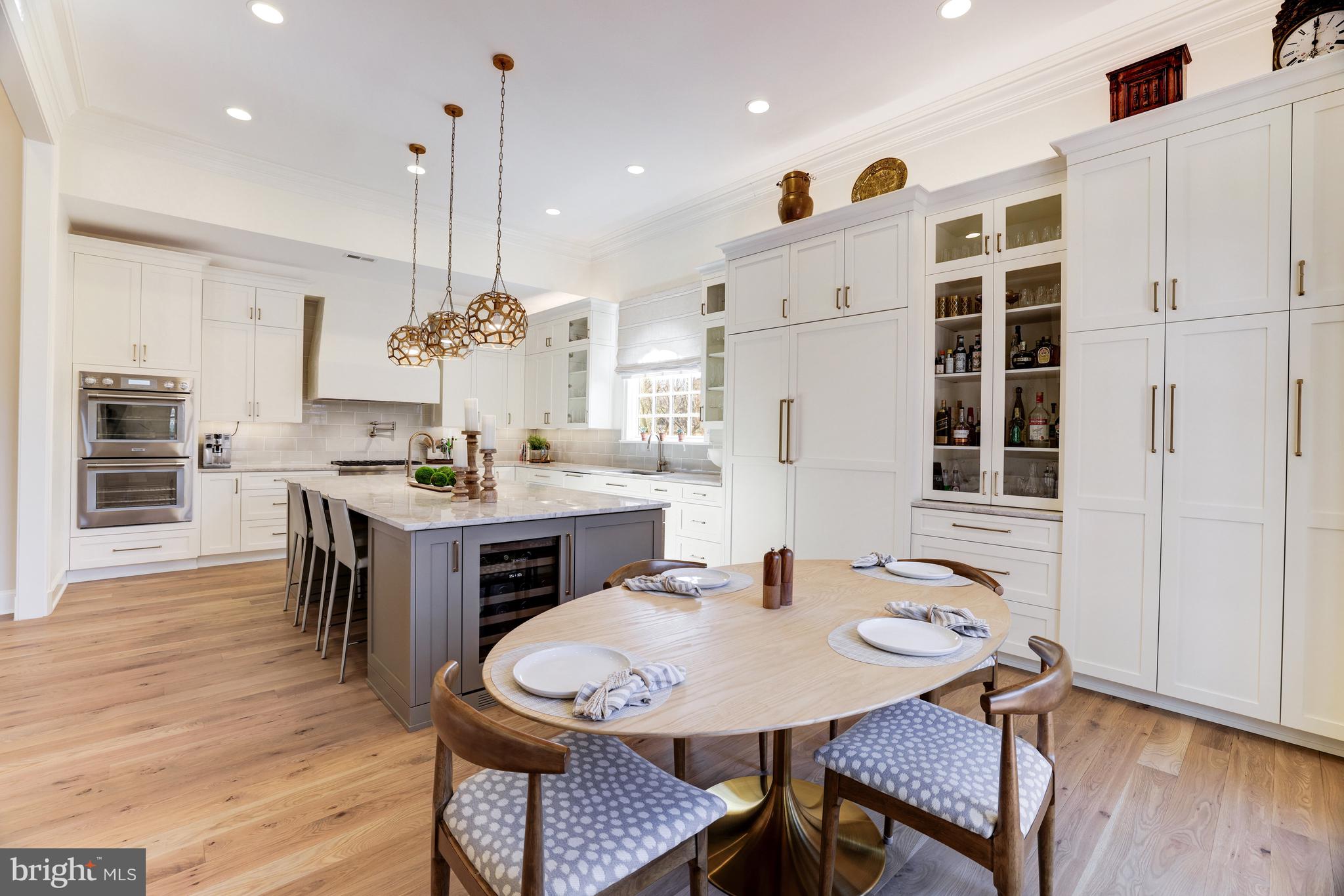 MAPLEWOOD - Residential