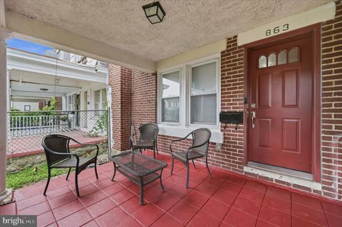 Townhouse For Sale - 863 E Price Street<br/> PHILADELPHIA, PA 19138