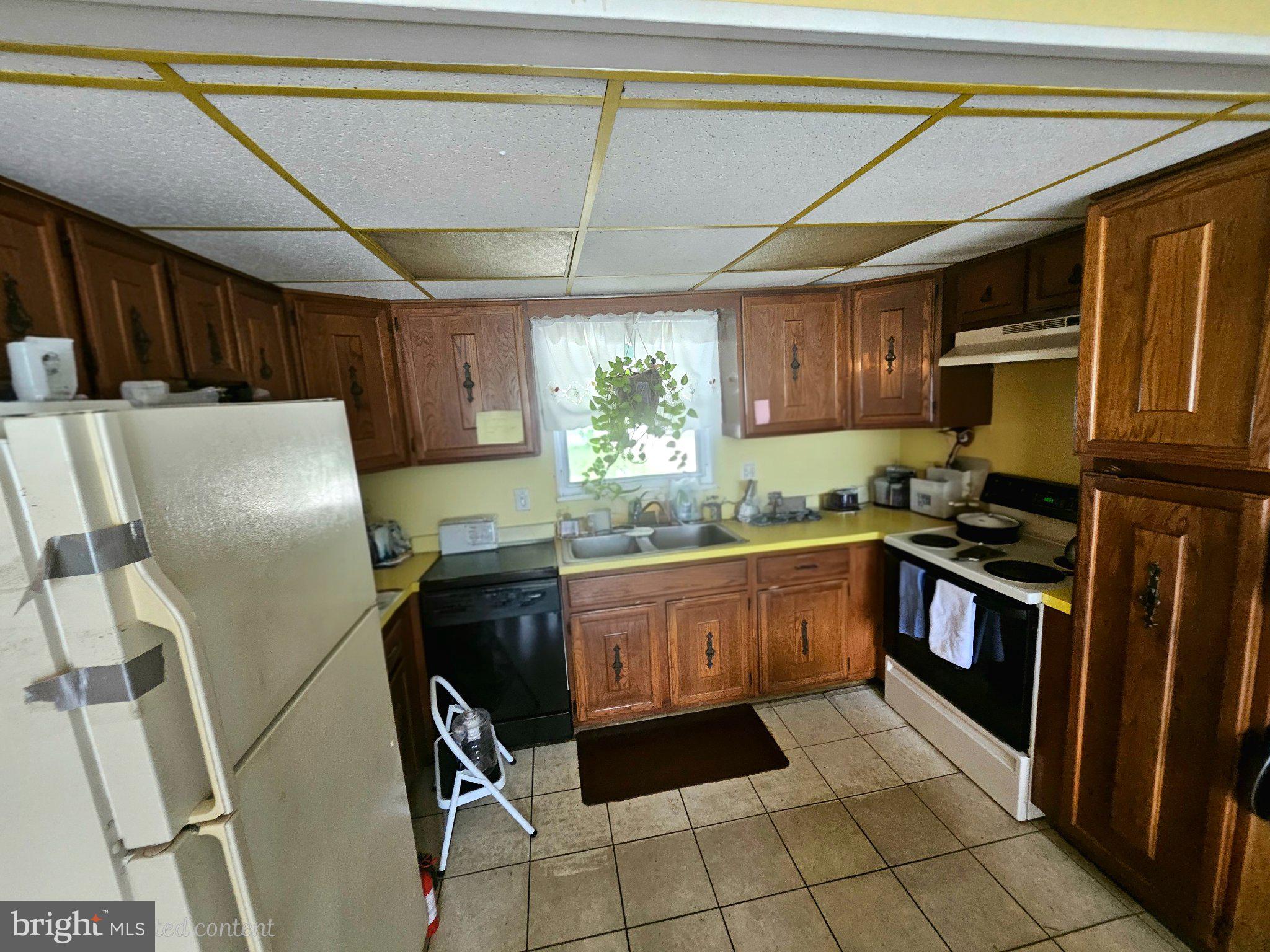 47 GAINSCOTT LANE