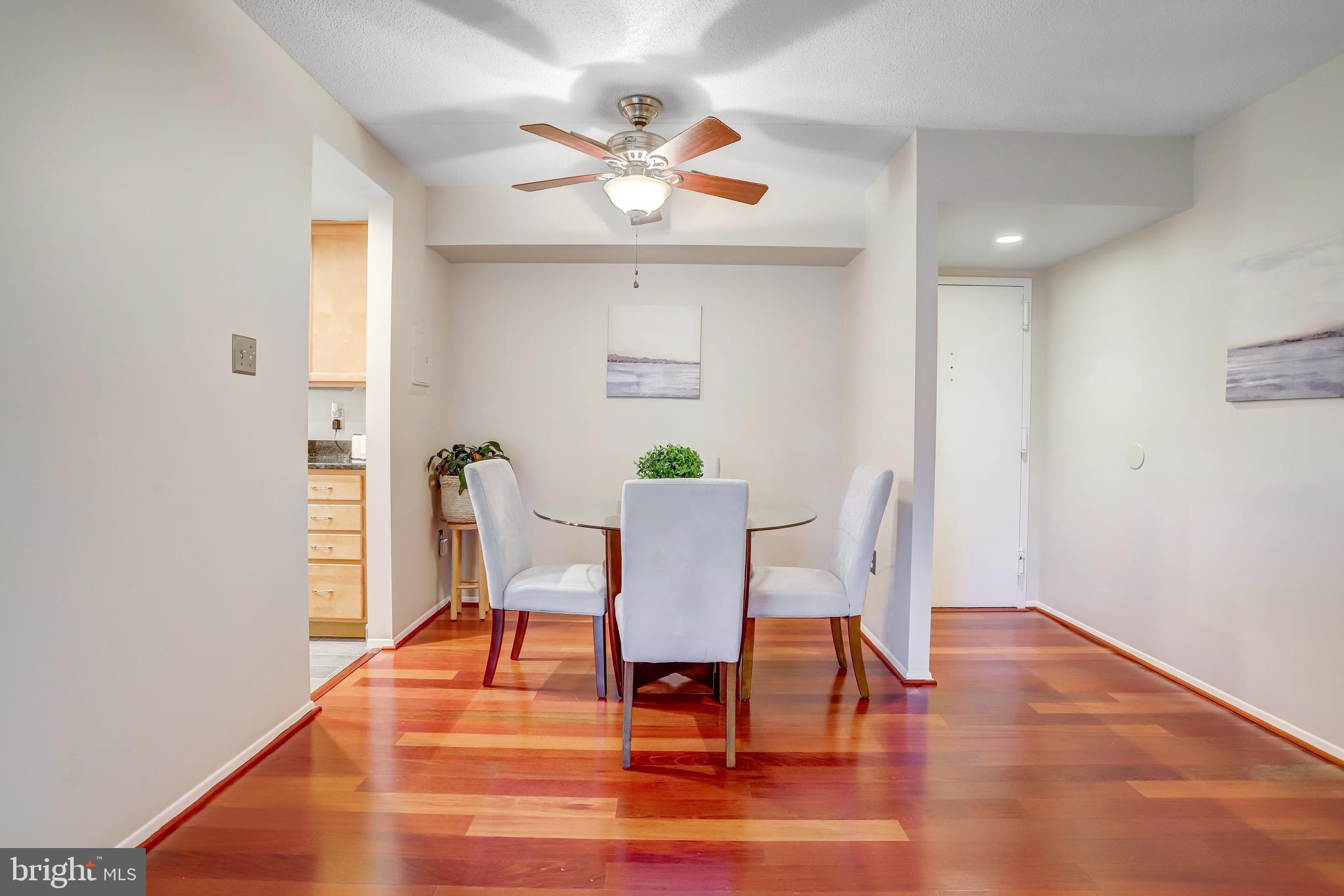 SENTINEL OF LANDMARK - Residential