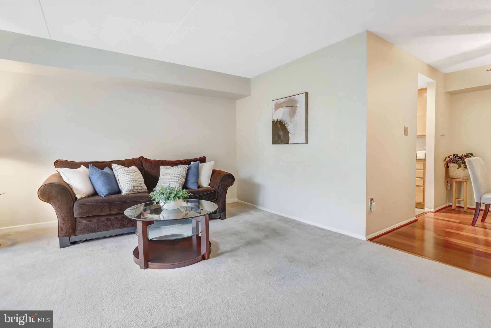 SENTINEL OF LANDMARK - Residential