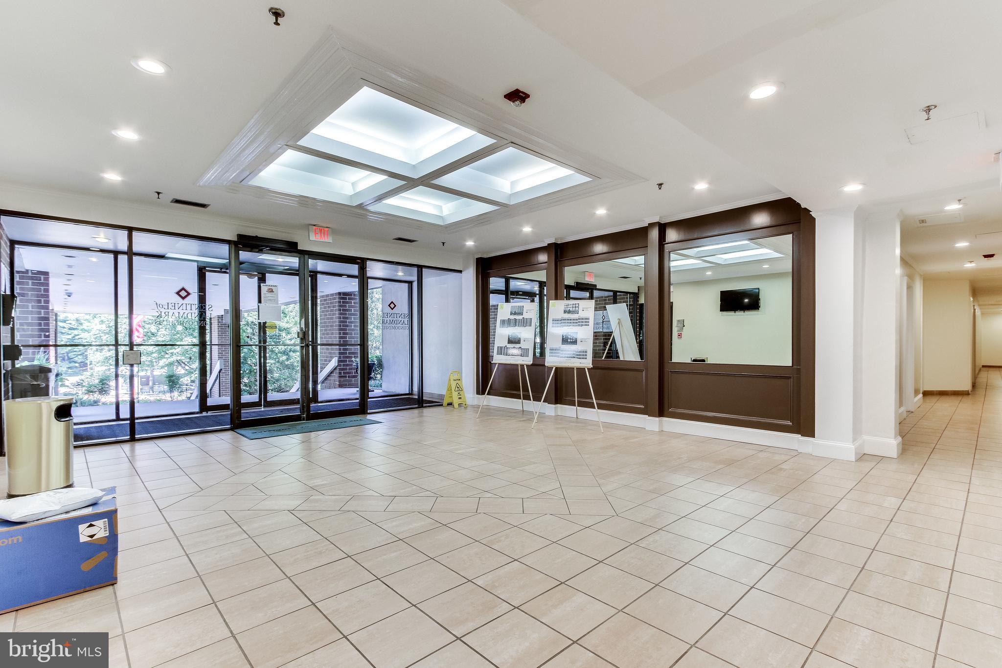 SENTINEL OF LANDMARK - Residential