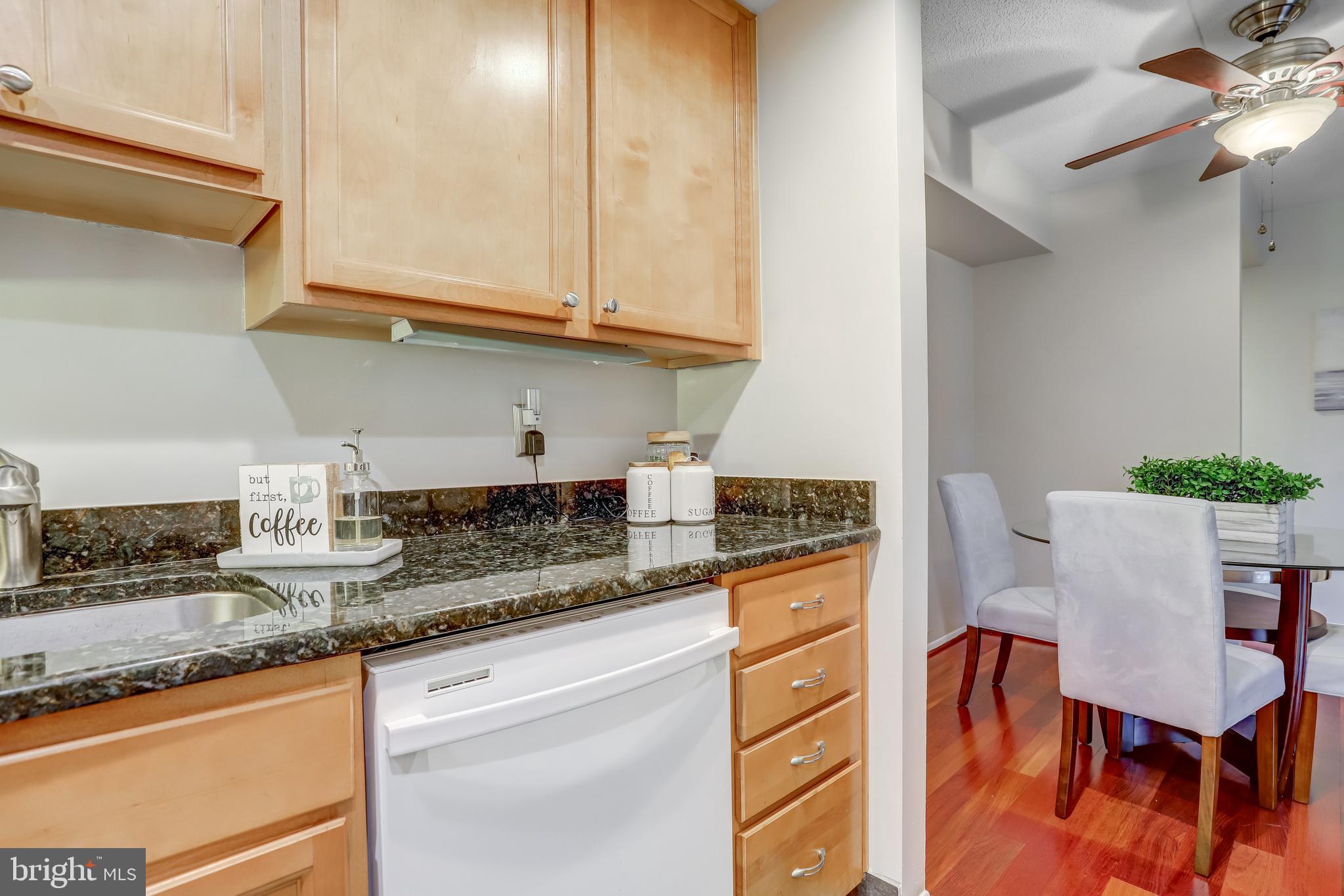 SENTINEL OF LANDMARK - Residential