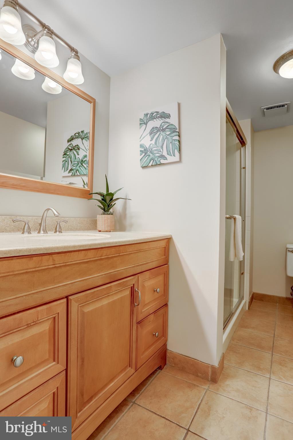 SENTINEL OF LANDMARK - Residential