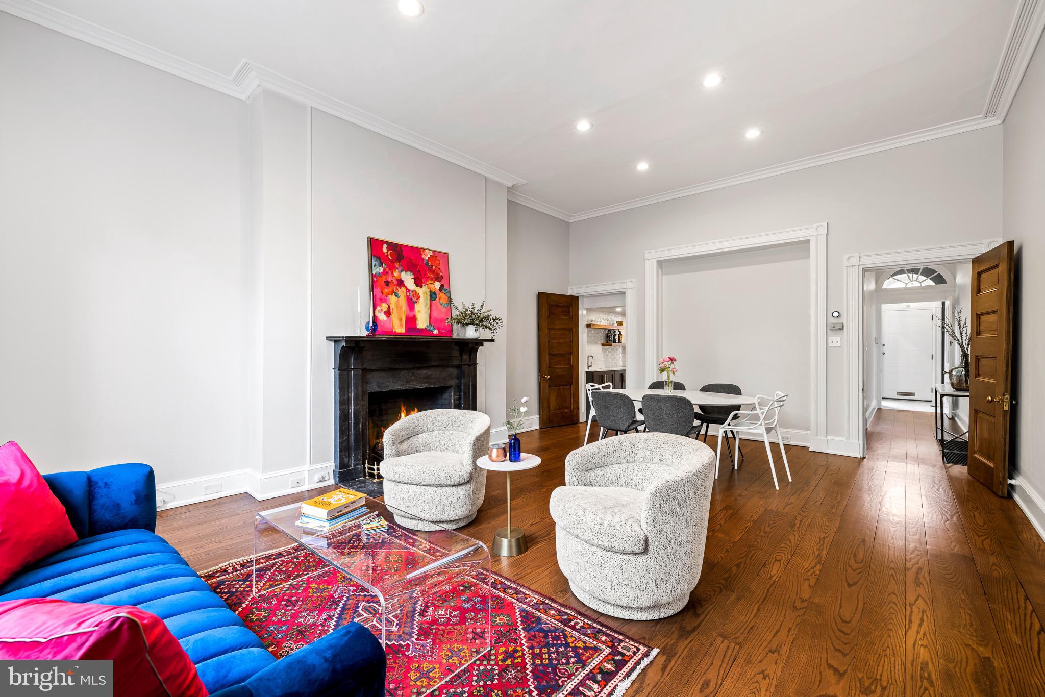 SOCIETY HILL - Residential