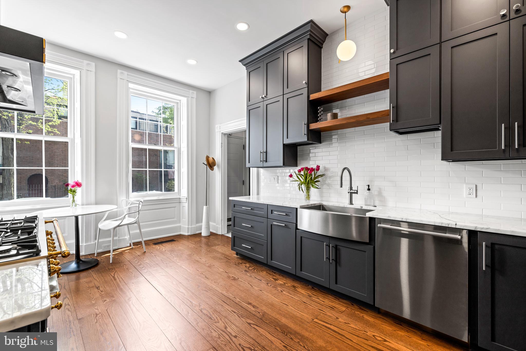 SOCIETY HILL - Residential