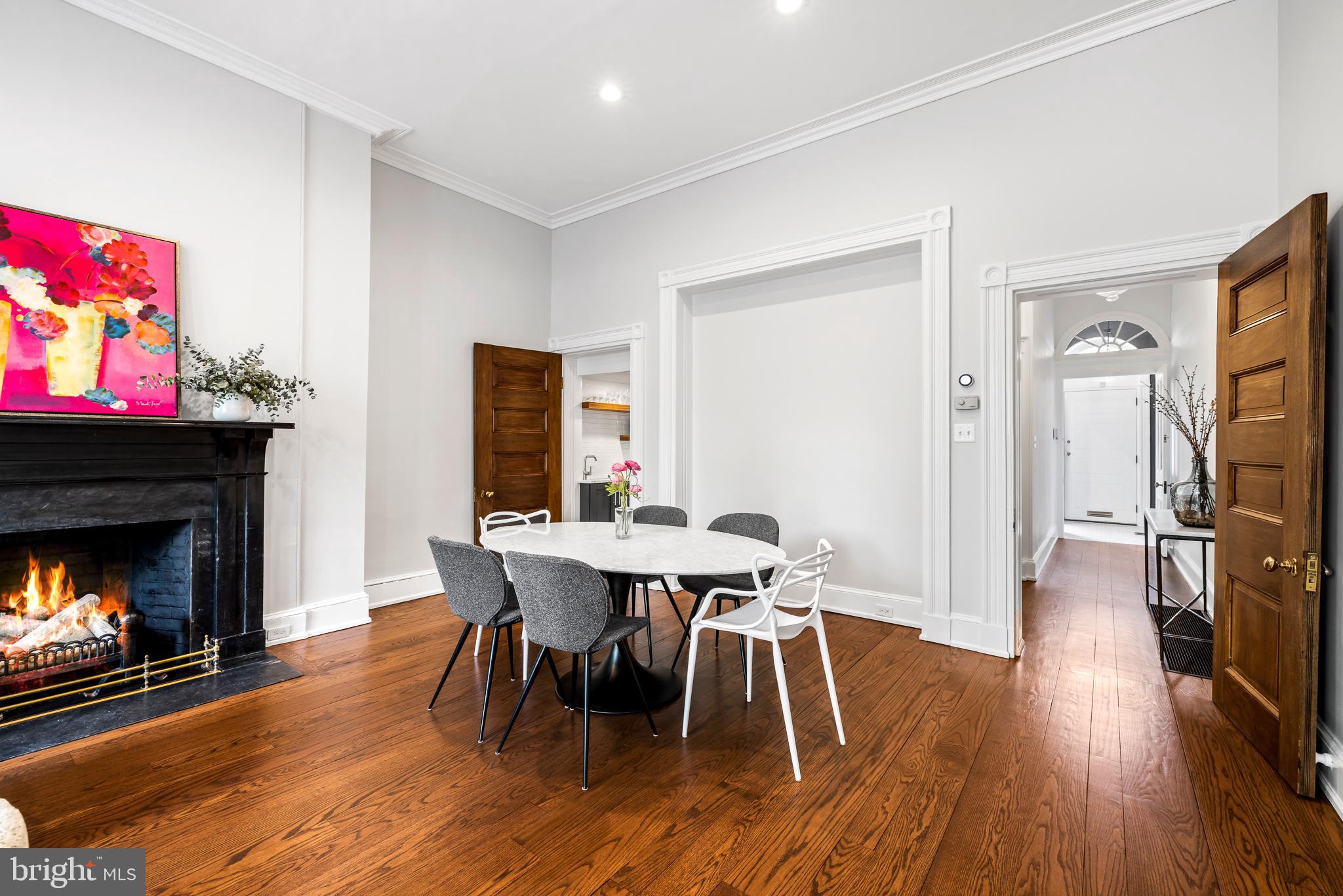 SOCIETY HILL - Residential