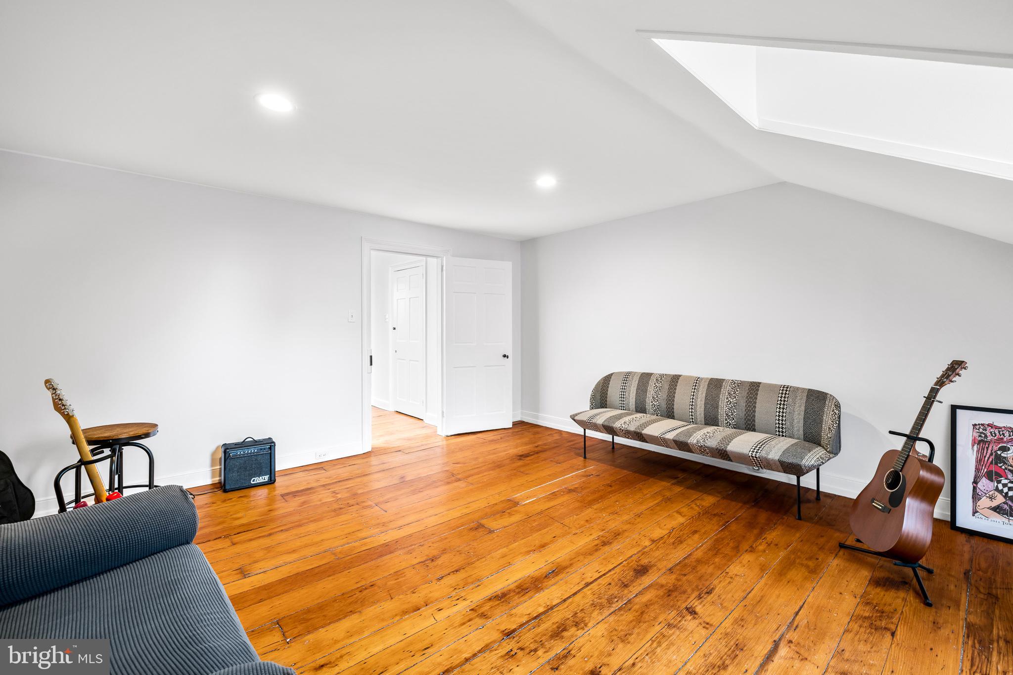 SOCIETY HILL - Residential