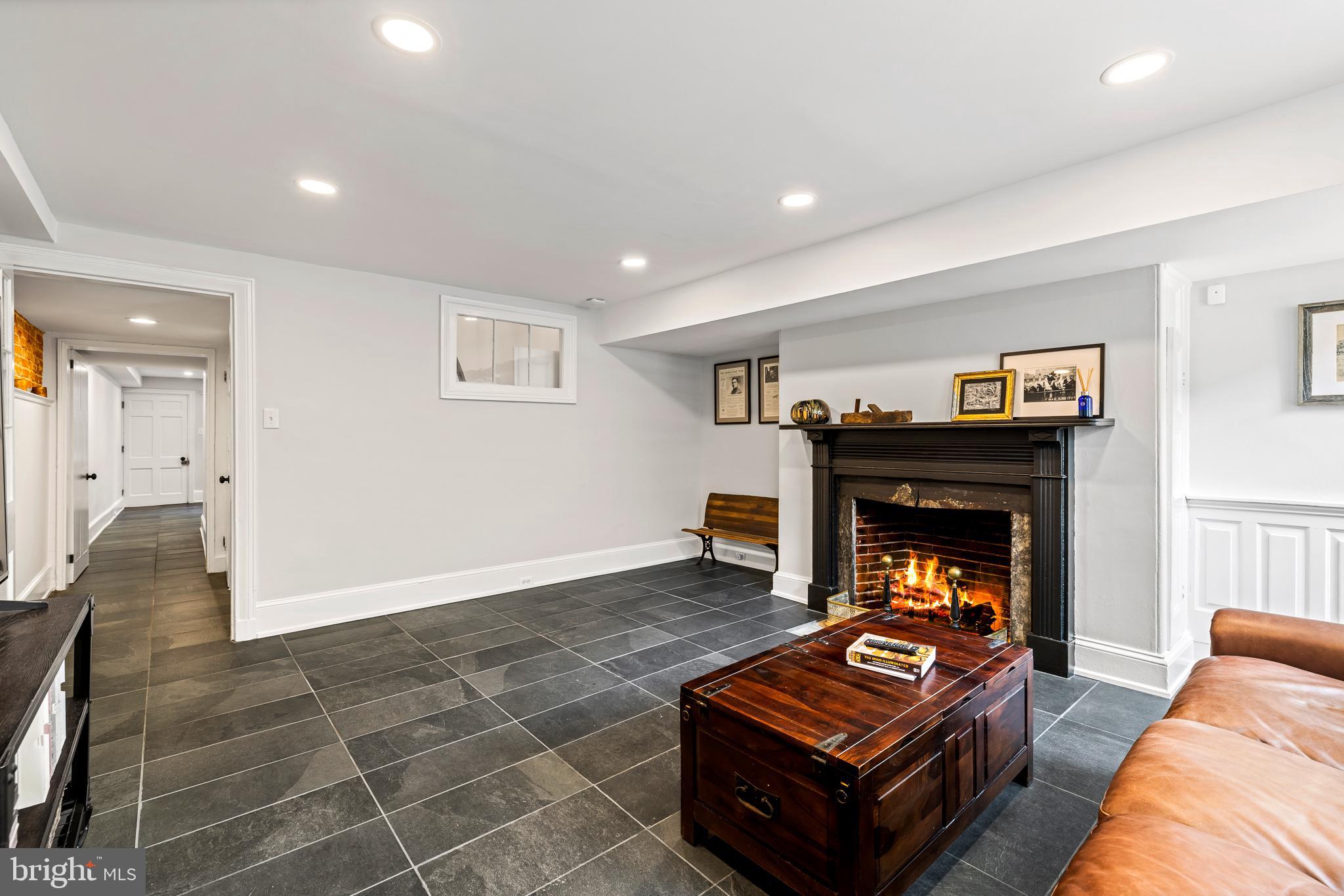 SOCIETY HILL - Residential