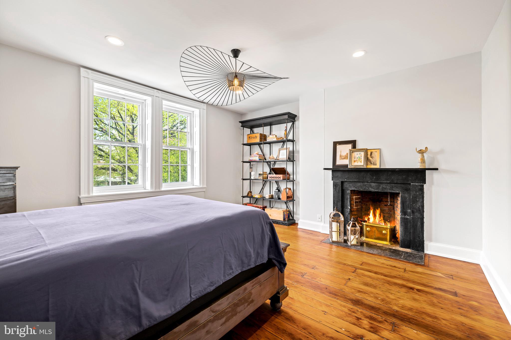 SOCIETY HILL - Residential