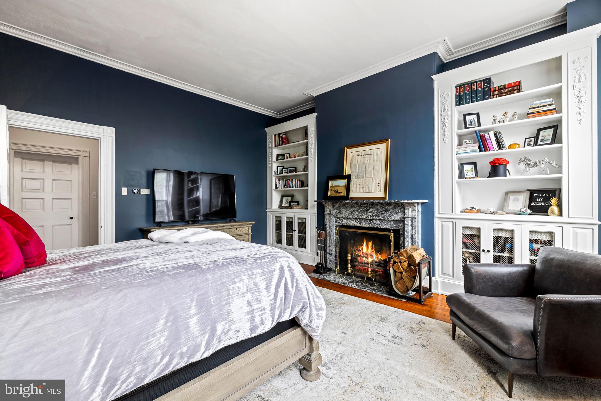 SOCIETY HILL - Residential