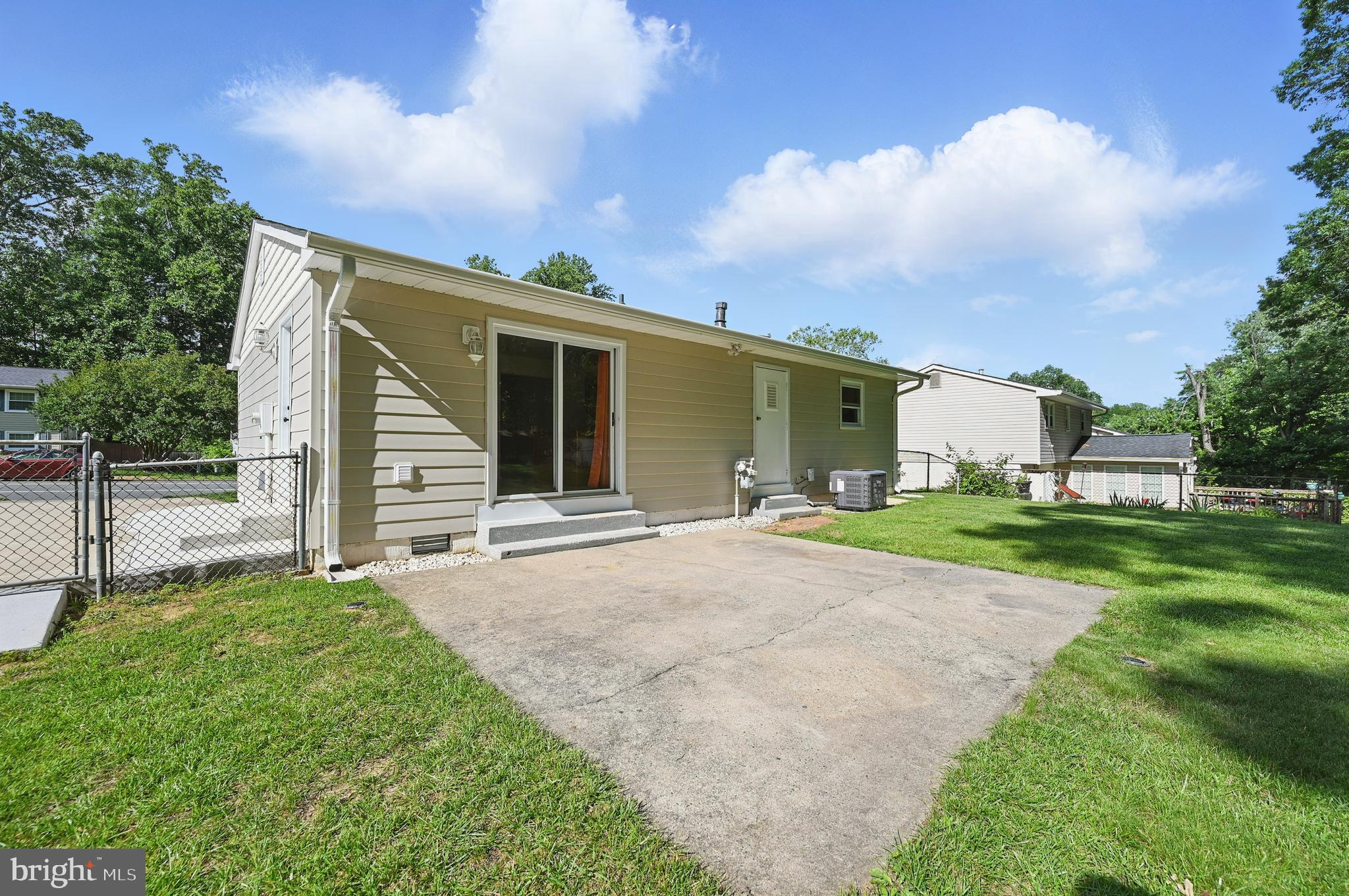 DALE CITY - Residential